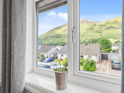 Craigton Crescent, Alva, FK12 5DS