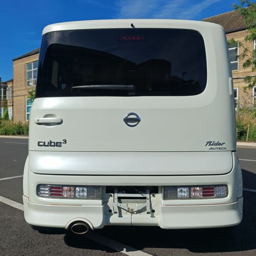 Nissan Cube3 - Rider AUTECH 2007