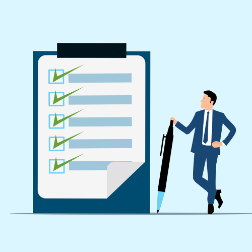 What should be included in a detailed survey report?