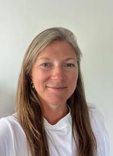 Rebecca Yeoman, specialist physiotherapist providing home visits in Chichester