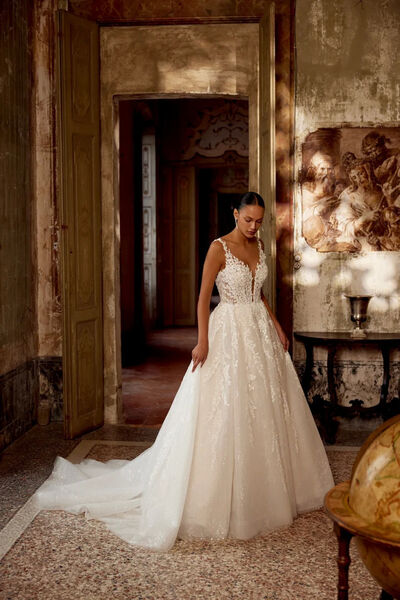 MiAmor Bridal | Bridal shop Birmingham  | Wedding Dresses Birmingham  | Mi Amor Bridal Sutton Coldfield  | Bridal shop Birmingham  | Wedding Dresses Birmingham  | Mi Amor Bridal Sutton Coldfield