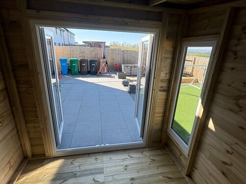 8x8 Pent Summer House