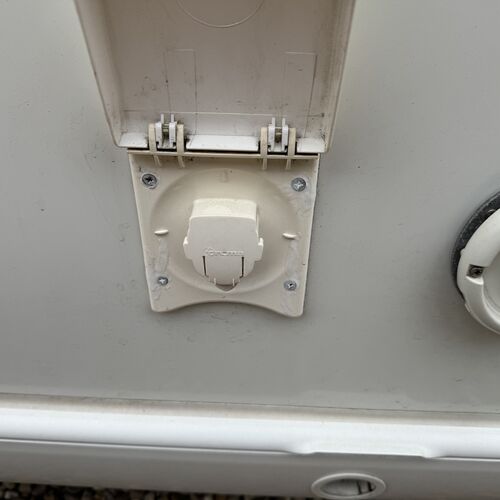 2014 Swift Elegance 580 Caravan 4 Berth - ALDE - Motor Mover - Solar