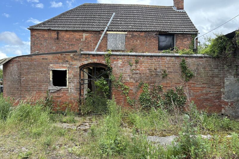 16th century farm near Rushcliffe