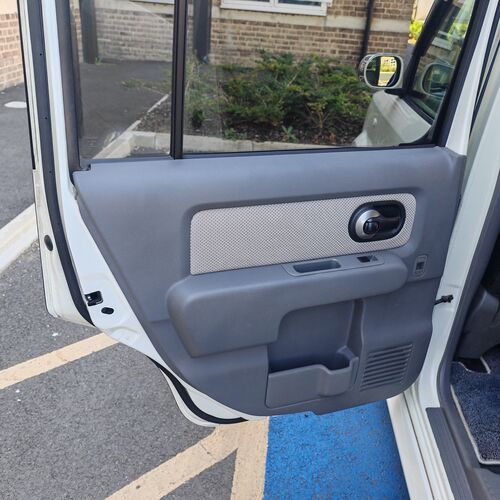 Nissan Cube3 - Rider AUTECH 2007