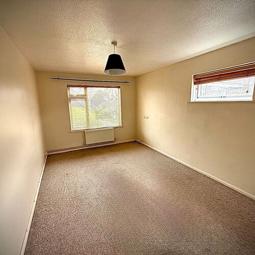 One Bedroom Flat To Let with Heating Costs Included in rent