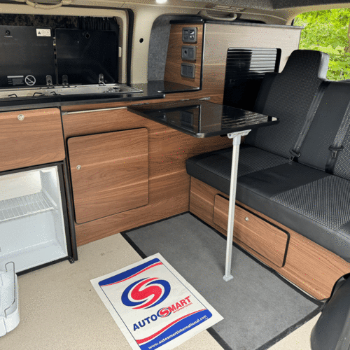 2007 Nissan Elgrand Camper Van 2.5V6 Auto 4 Berth