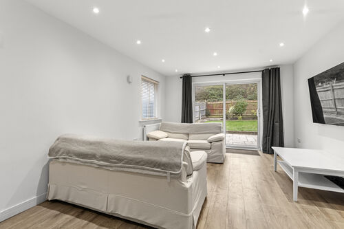 Glen Close, Polegate