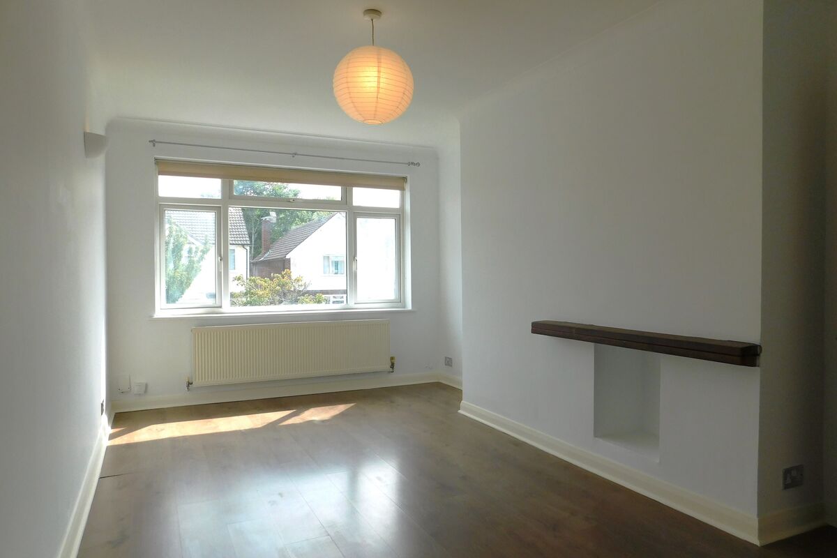 Curtis Road, Whitton