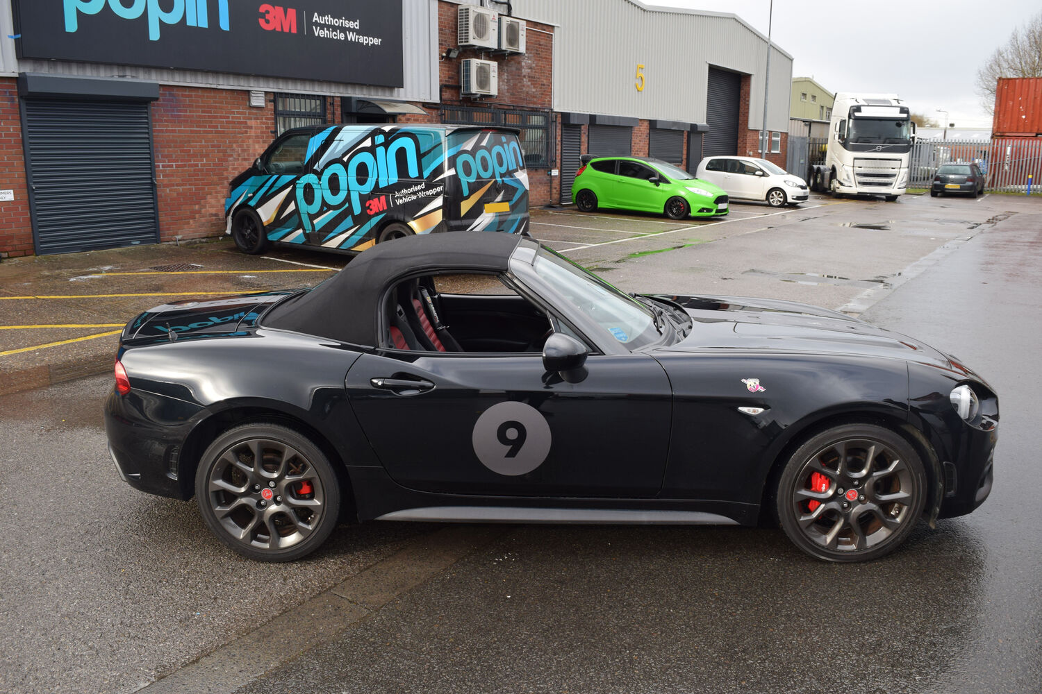 Abarth 124 Spider