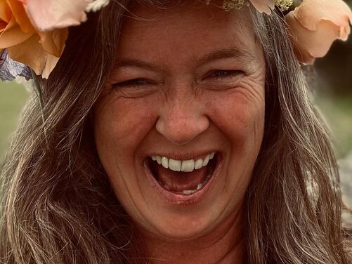 FULL - Stepping into Spring - Foraging and Flowers
