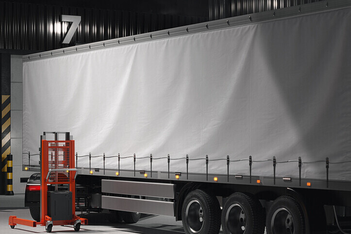 Our Services  | LUTON VAN CURTINS UK 🇬🇧  | Van Curtain Installation UK | Luton Box Van Curtain Conversion | Commercial Vehicle Curtain Systems