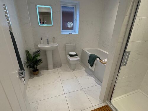 Trevalyn Place, Rossett