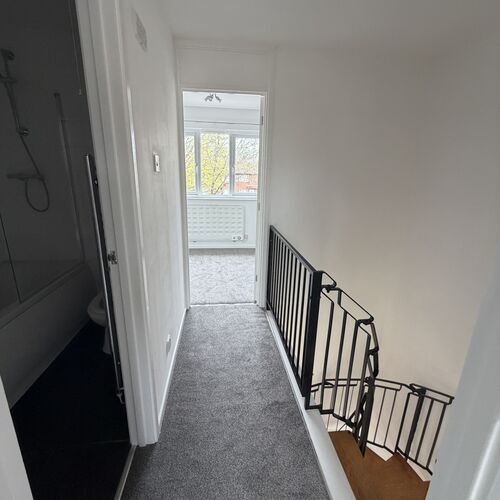 TWO MILE ASH - TWO BEDROOM HOUSE