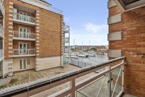 Golden Gate Way, Eastbourne