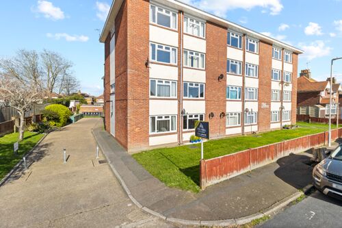 Roselands Avenue, Eastbourne