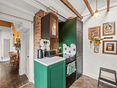 Russel Street, Falkirk, FK2 7HU