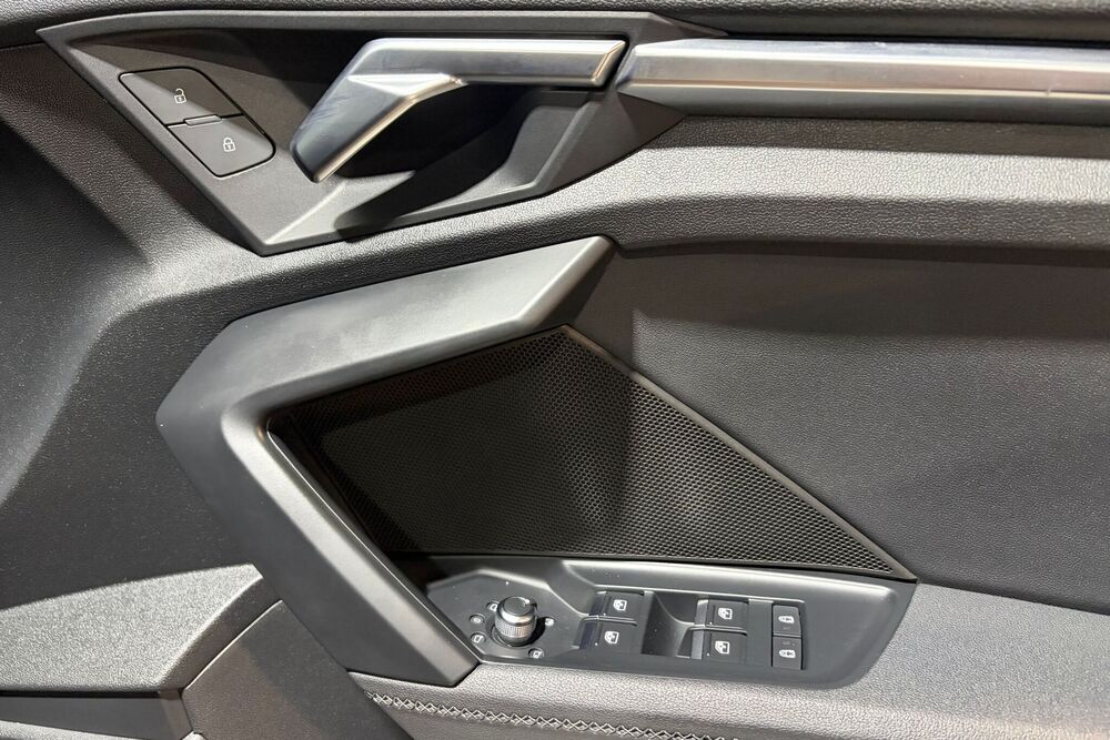 AUDI A3 35 TFSI S LINE S TRONIC