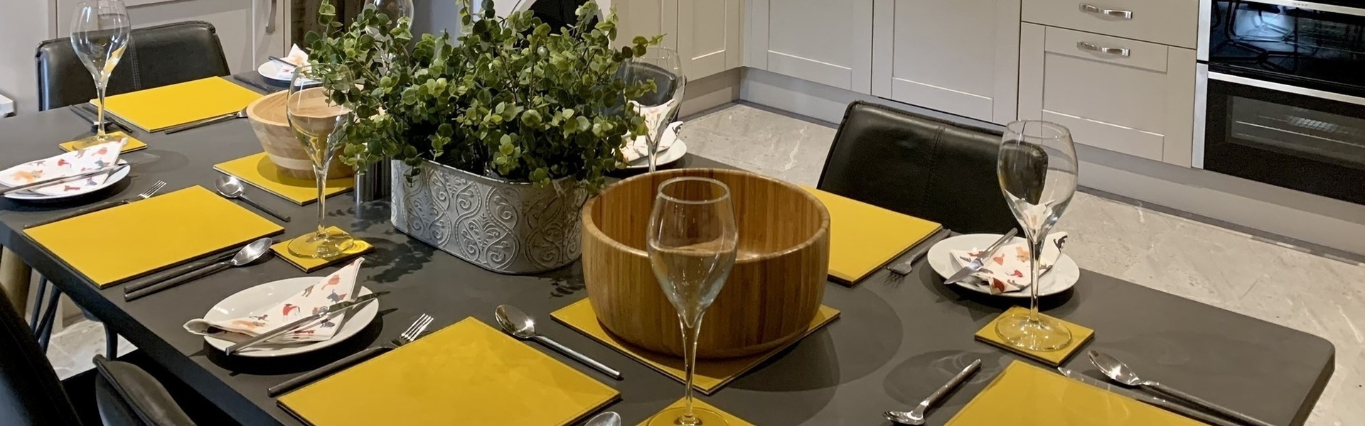 The House | Holidayhouseludlow.co.uk | Self Catering Accommodation in Ludlow | Rental Home in Ludlow Town Centre with Secure Private Parking | Historic Places To Stay in Ludlow Shropshire