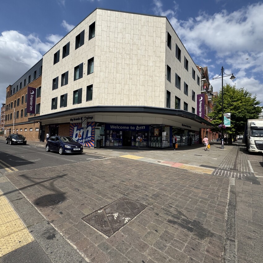 PREMIER INN ROMFORD, RM1 3AB | Uk Carpentry Contracts Ltd | Kitchen fitters in London | Joiners in London | Carpenters in Worcestershire