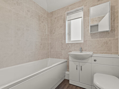 Tulligarth Park, Alloa, FK10 2DD