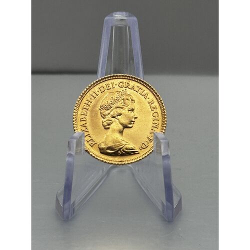 1982 QE11 gold half sovereign