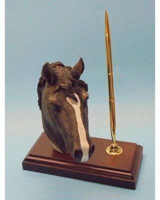 Black Horse Head Desk Pen Stand