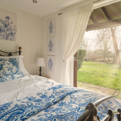 Little Tolpitts Lane, Watford WD18 9QG