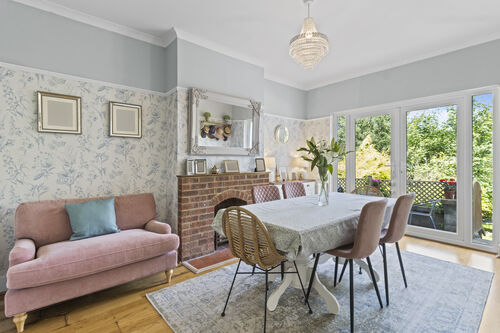 Kings Avenue, Eastbourne