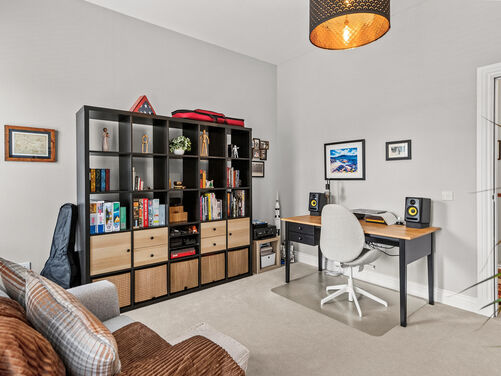 Flat 3, Carrongrove House, Stein Crescent, FK6 5FP