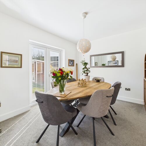 16 Martnaham Way, Alloway