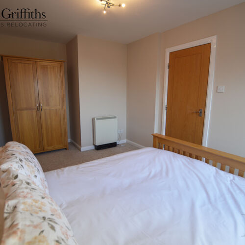 Renting in Cardiff - 3 Bedroom Duplex Penthouse Apartment, Cardiff Bay