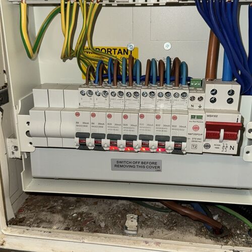Gallery | Innovative Energy Systems Ltd | Emergency electrician Woking | Fuse board/Consumer unit replacement | Electrician Woking