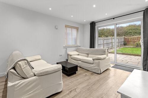 Glen Close, Polegate