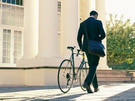 Danger for Cyclists: Drivers Turning Left Across Your Path