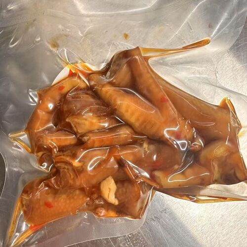 Spicy Chicken Feet 秘制香辣鸡爪