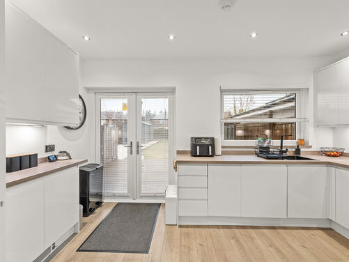 Hawley Road, Falkirk, FK1 1SW