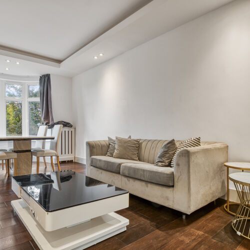 Hall Road, Flat 28, London, NW8