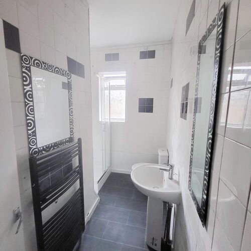 2-Bed House For Rent