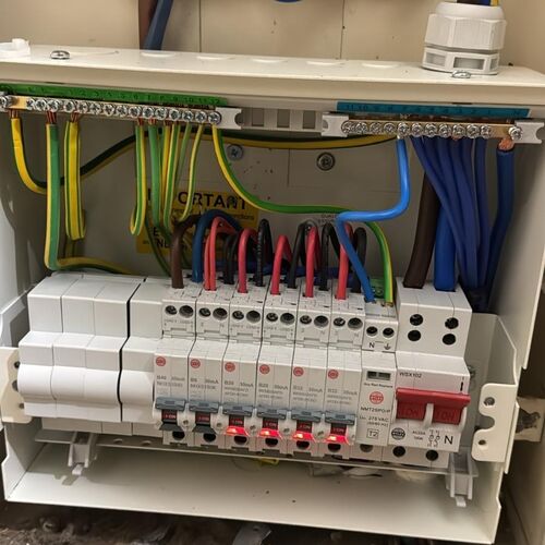 Gallery | Innovative Energy Systems Ltd | Emergency electrician Woking | Fuse board/Consumer unit replacement | Electrician Woking
