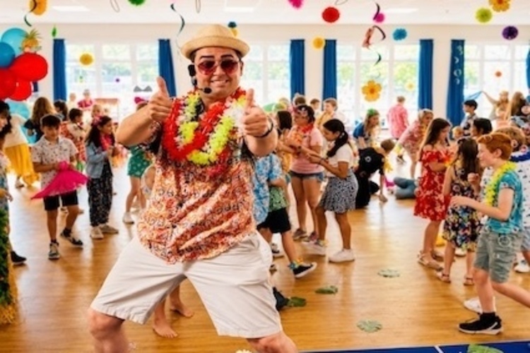 Summer Hawaii Party | Summer Themed Kids Party
