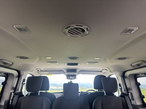 Ford Tourneo Custom Auto 8 Seater