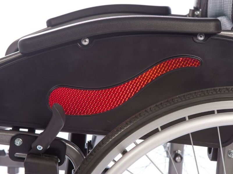 Calibre Folding Wheelchair