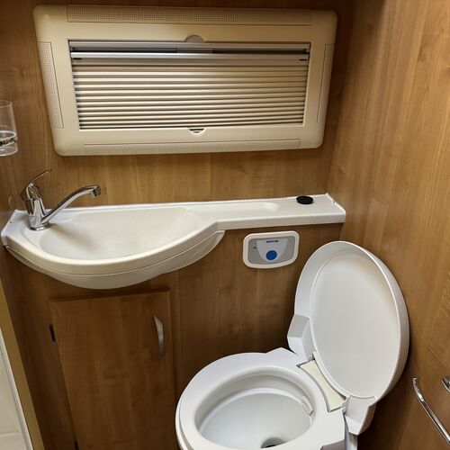 2009 (59)reg Autotrail Apache Motorhome - 24871 miles - 2 Owners - 4005kg GVW