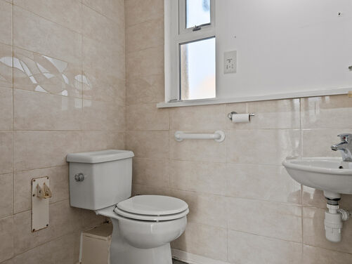 Kincardine Road, Carronshore, FK2 8AE