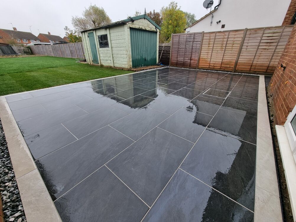 Gallery | Hd Landscaping | Landscape Gardening | Garden Maintenance Leighton Buzzard | Garden Design Bedfordshire