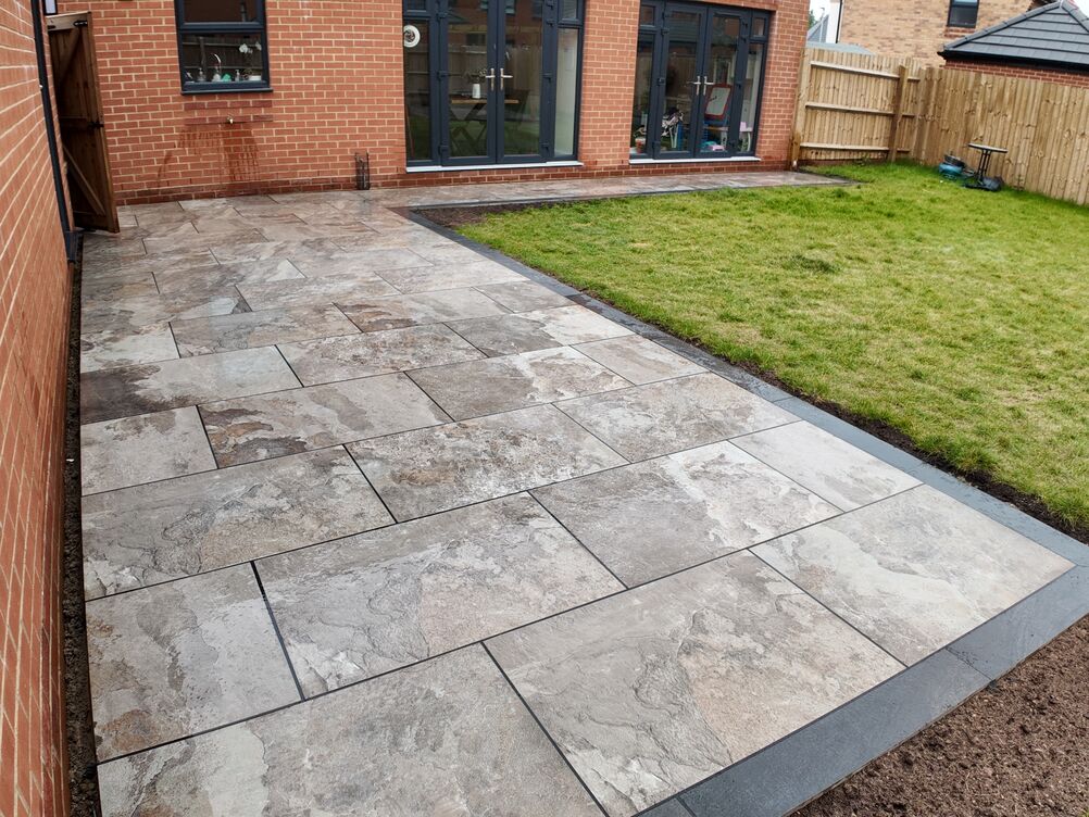 Gallery | Hd Landscaping | Landscape Gardening | Garden Maintenance Leighton Buzzard | Garden Design Bedfordshire