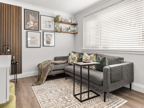 Briardene, Laurieston, FK2 9JF