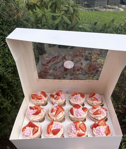 Gallery | Becky’s Cake Creations | Cake Maker Nailsea | Cake Makers near me | Cake shop