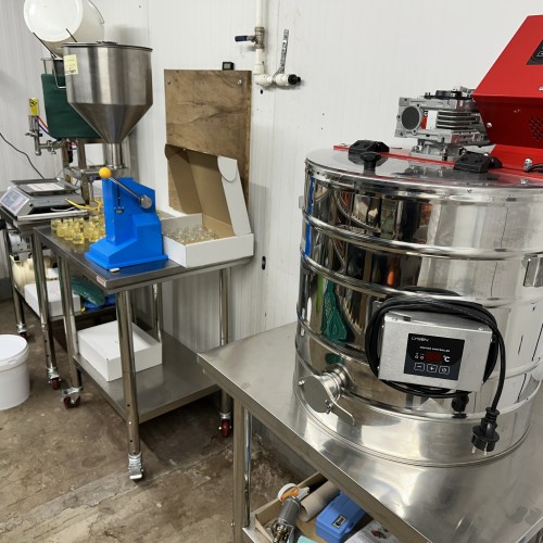 Honey sales all year round